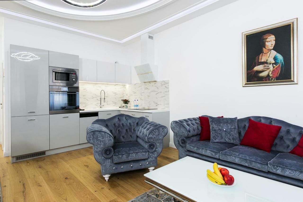 Old Town Cristal Apartment By Otium Краків Екстер'єр фото